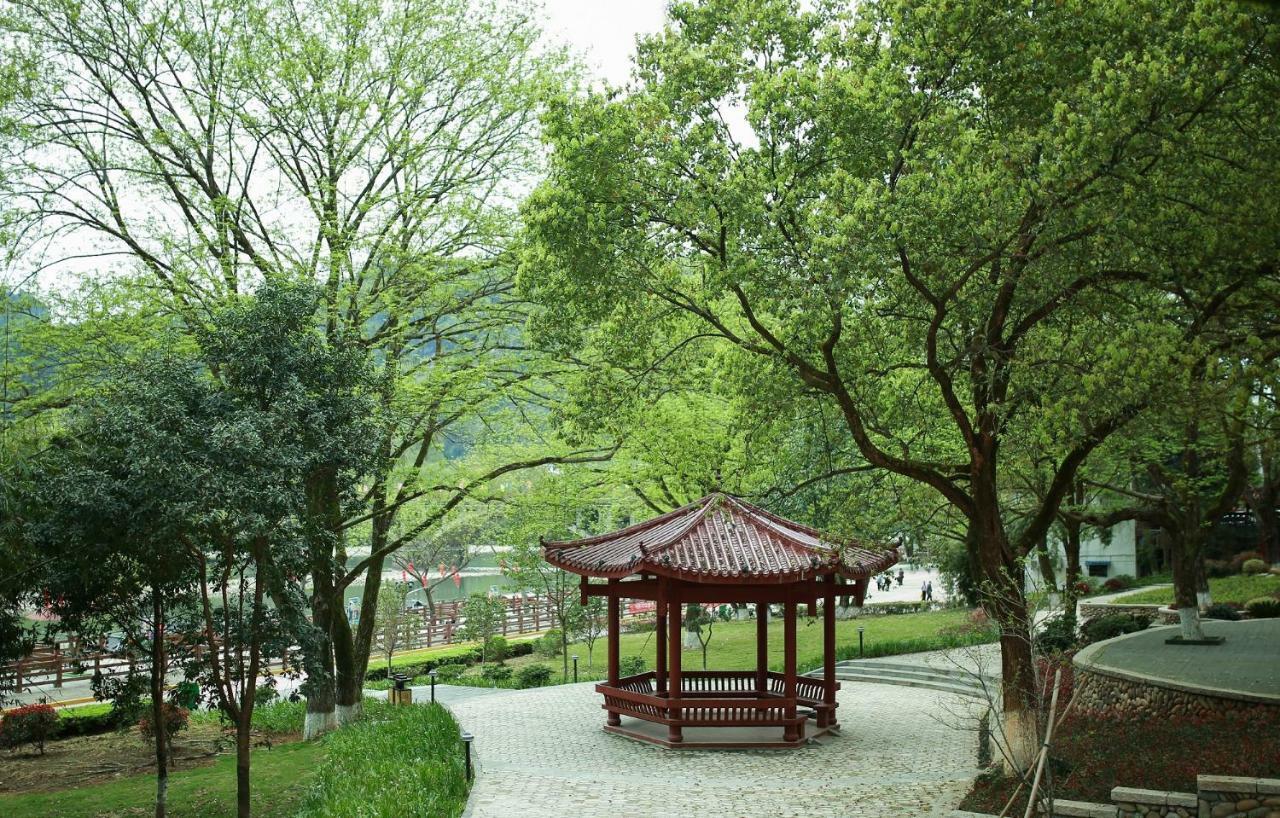 Ancient Street No.5 Youth Chic Hotel Wuyishan  Zewnętrze zdjęcie