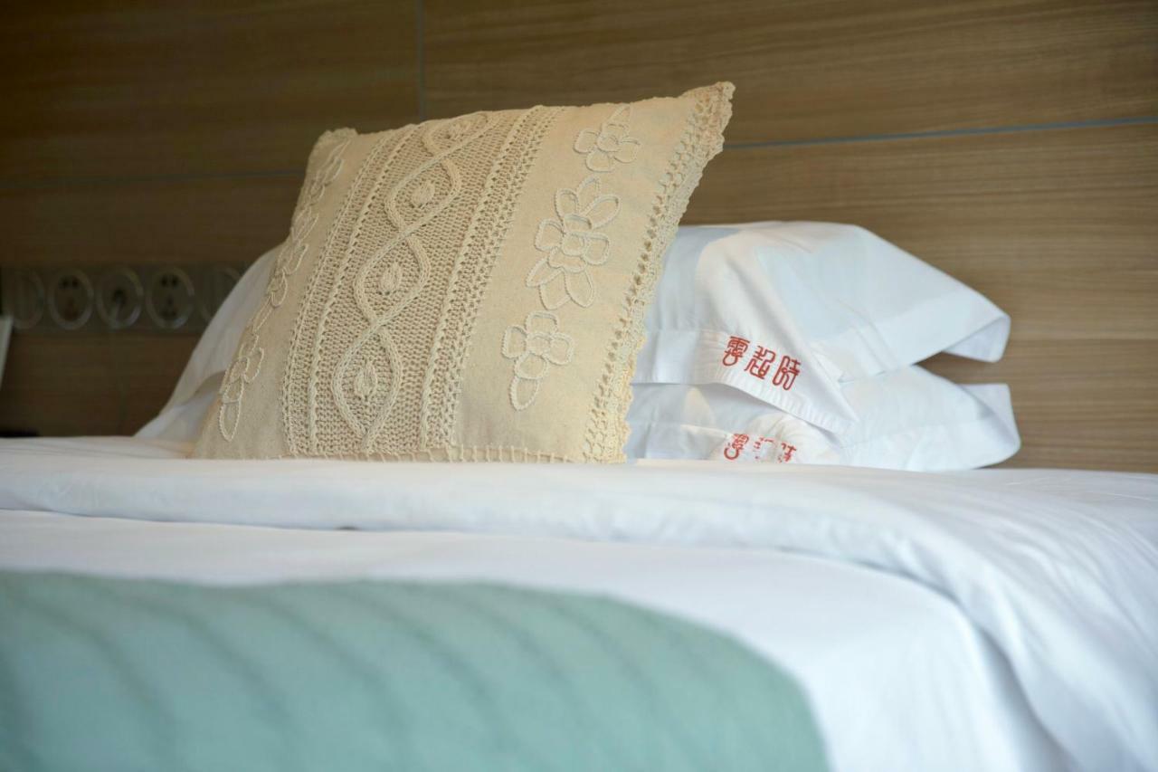 Ancient Street No.5 Youth Chic Hotel Wuyishan  Zewnętrze zdjęcie